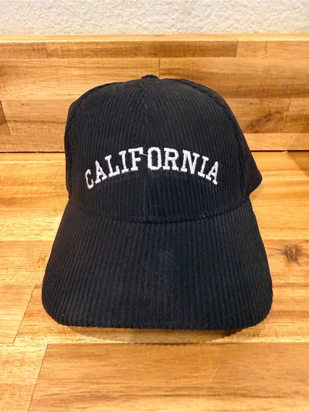 California Embroidered Corduroy Baseball Cap - Black
